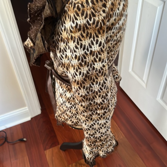 Two TCV sweater jacket. - Picture 6 of 8